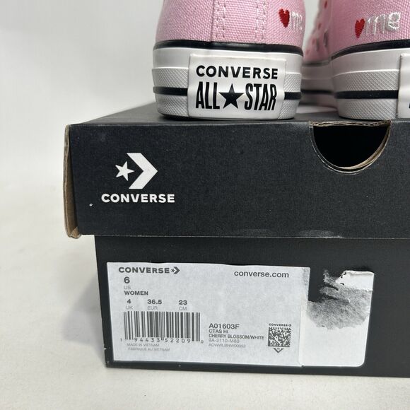 Converse All Star Chuck Taylor “Valentine’s Day Kisses” 2024 - Picture 5 of 5